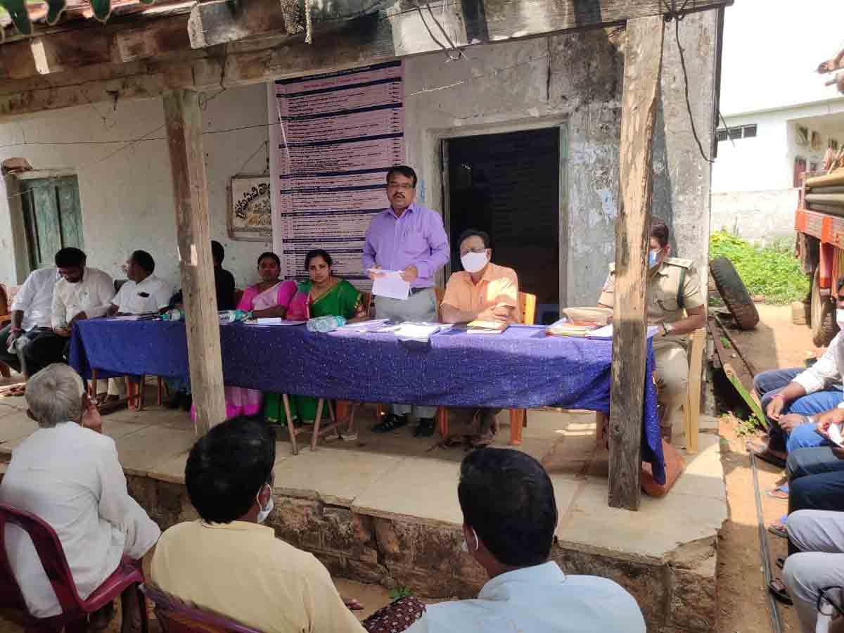 పారదర్శకంగా పోడు భూములకు పట్టాలు