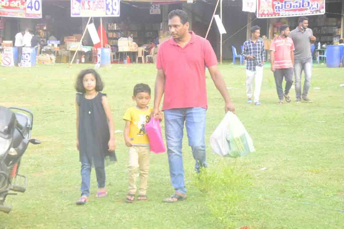 పండుగ కారాదు విషాదం!