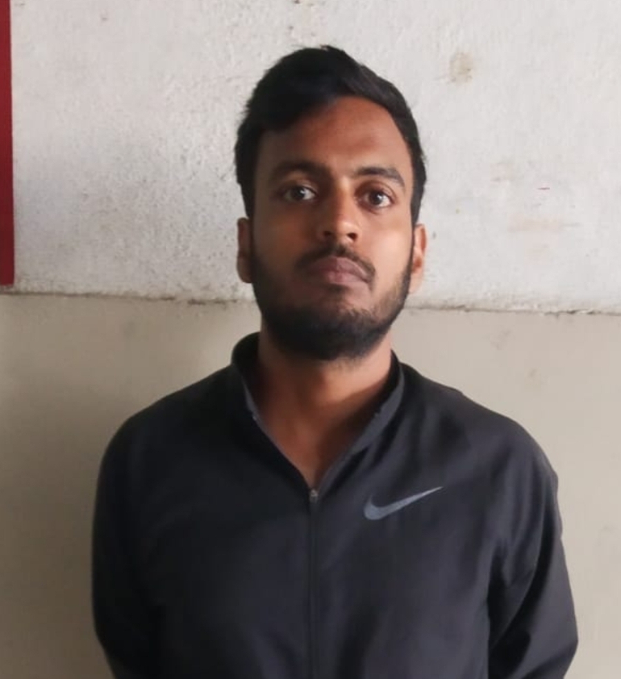 Arrested | ట్రయల్ రూమ్లో వీడియో తీసిన యువకులు.. అరెస్ట్ చేసిన పోలీసులు