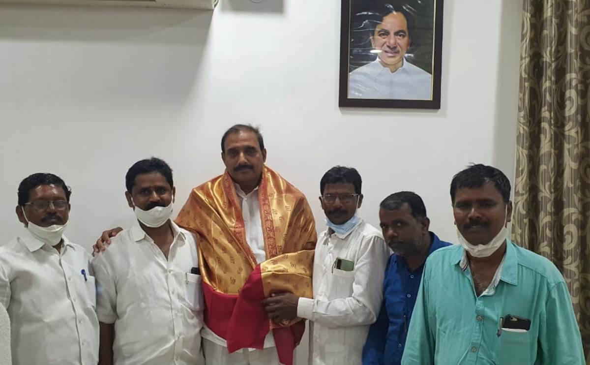 Arekapudi Gandhi | అరెక‌పూడి గాంధీని కలిసిన టీఆర్ఎస్ నాయ‌కులు