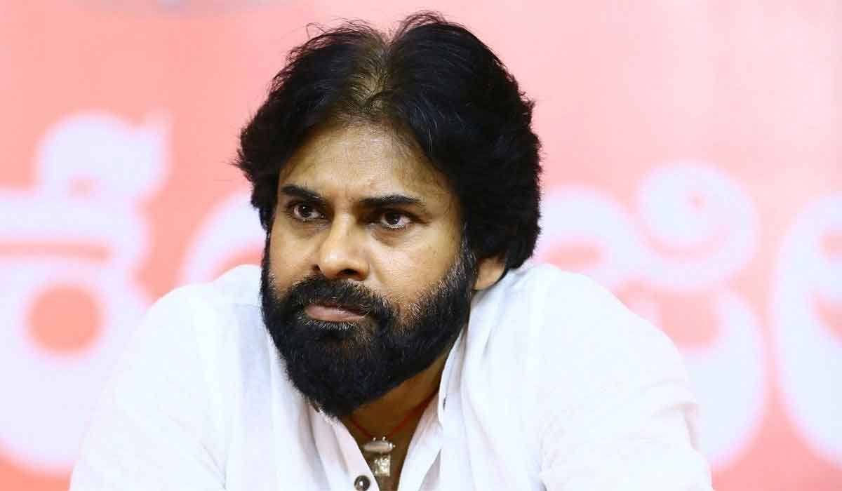 ఏపీ ప్రభుత్వ తీరుపై పవన్‌ కల్యాణ్‌ ట్విట్‌..
