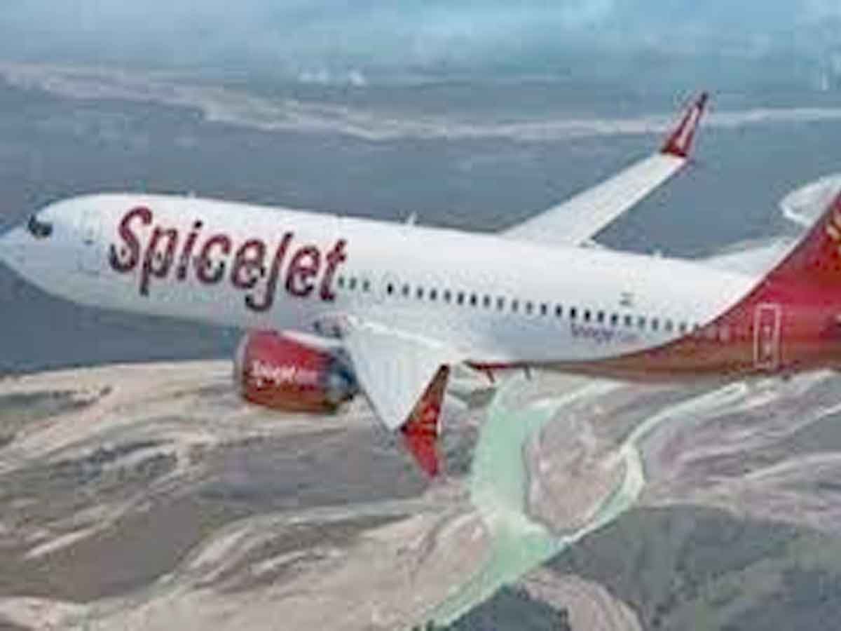 వర్షంతో రేణిగుంటలో విమాన సర్వీసులకు అంతరాయం