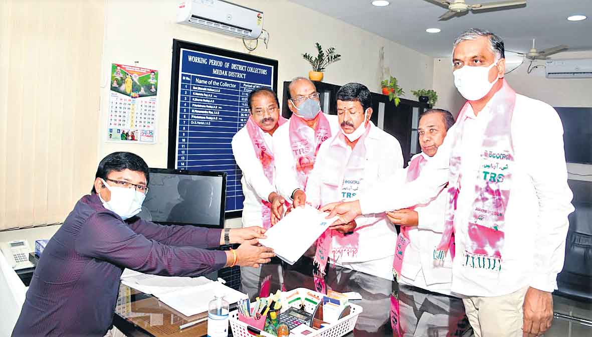 ‘స్థానిక’ ఎమ్మెల్సీకి ముగిసిన నామినేషన్లు