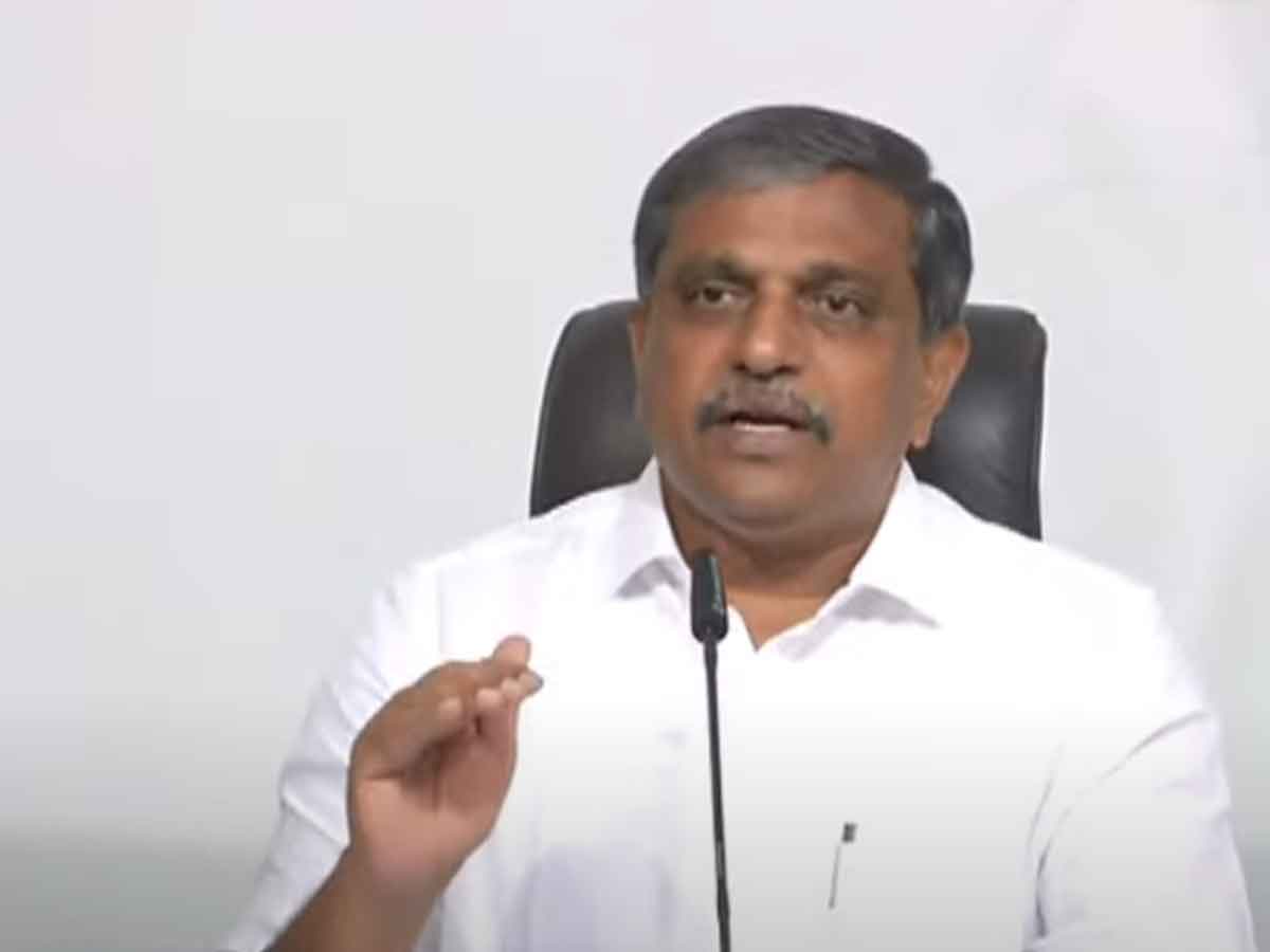 Sajjala Coments : పెట్రోల్‌ ధరలపై బీజేపీవి అవాస్తవ ప్రచారాలు : సజ్జల రామకృష్ణారెడ్డి