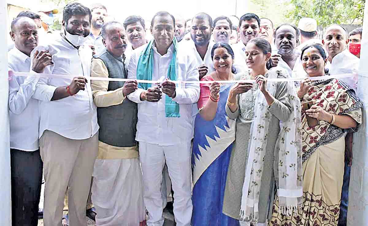 ప్రతి గింజనూ కొంటాం..