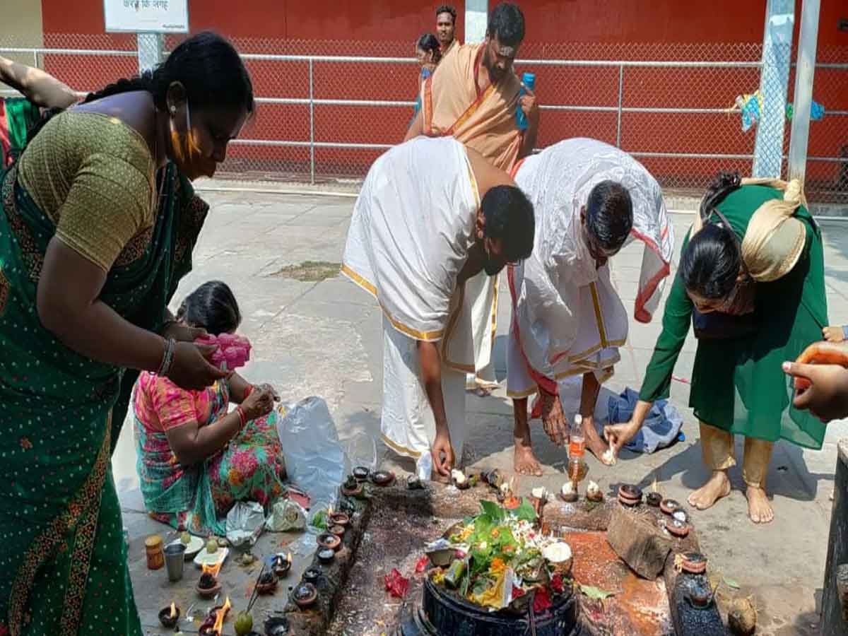 Kaleshwaram: కాళేశ్వరంలో కార్తీక శోభ.. భారీగా తరలివచ్చిన భక్తులు