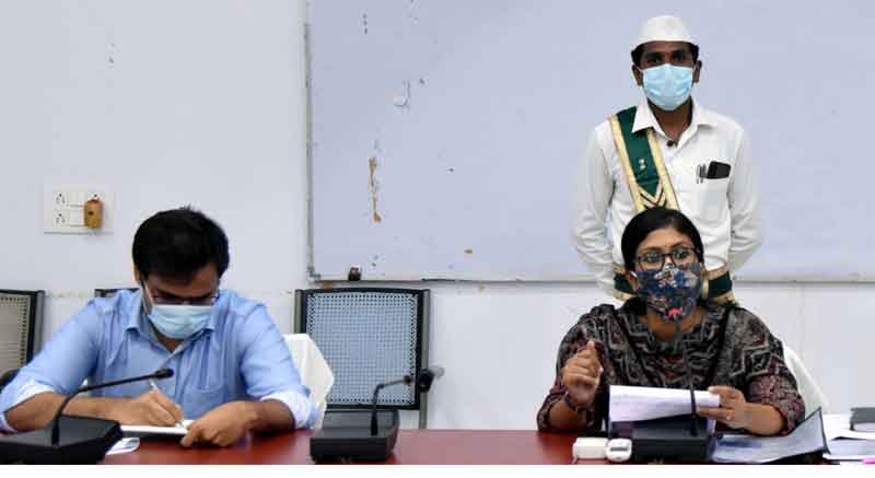 అర్హులందరికీ  ఓటు హక్కు కల్పించాలి