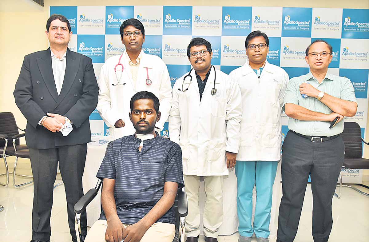 నైజీరియాలో క్షీణించిన ఆరోగ్యం.. అపోలలో వైద్యం