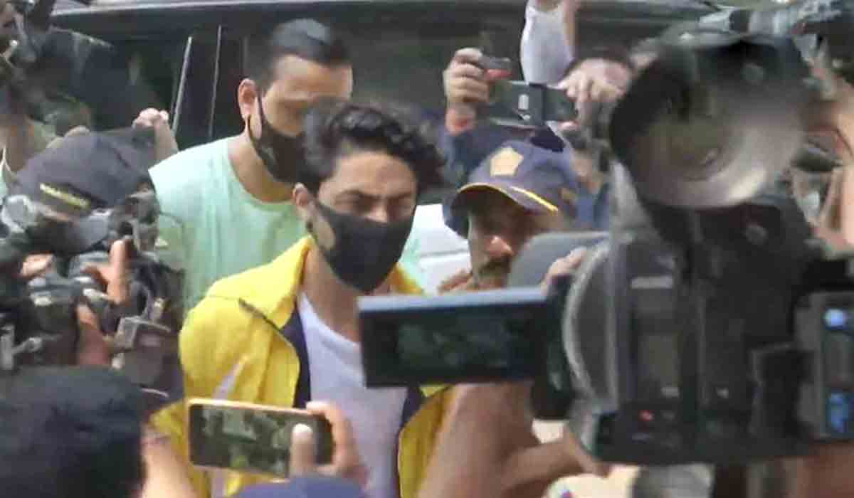 ఎన్సీబీ ముందుకు ఆర్య‌న్ ఖాన్‌.. ఎందుకంటే..!