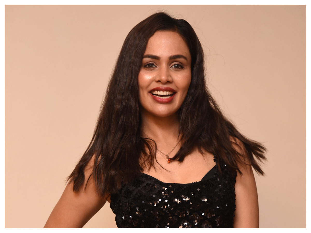 Ashmita Kaur Bakshi | అష్మితా కౌర్ బక్షి లేటెస్ట్ ఫొటో షూట్..