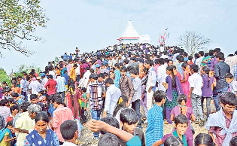 మహిమాన్వితం..కందికొండ క్షేత్రం