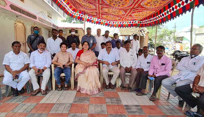 రైతుల కోసం ఎంతవరకైనా పోరాటం