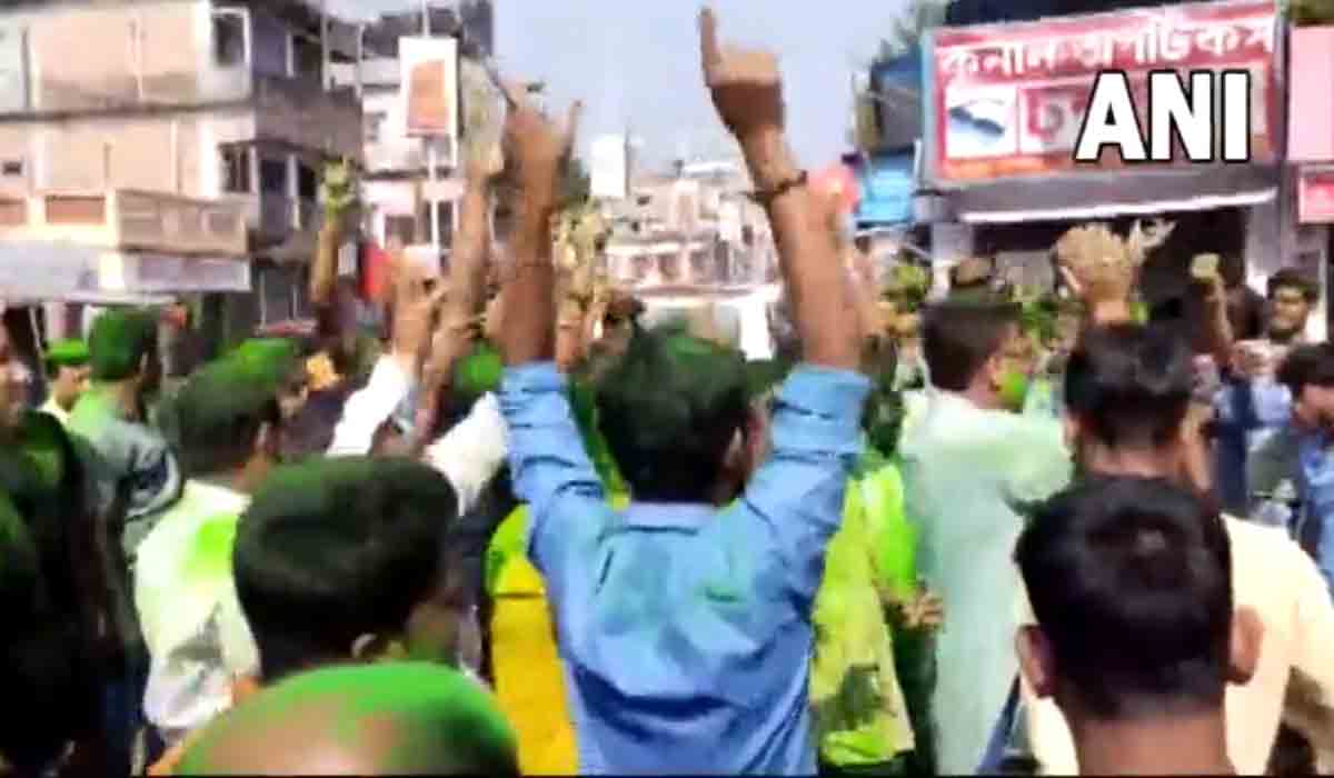 TMC | బెంగాల్‌లో టీఎంసీ కార్య‌క‌ర్త‌ల సంబురాలు