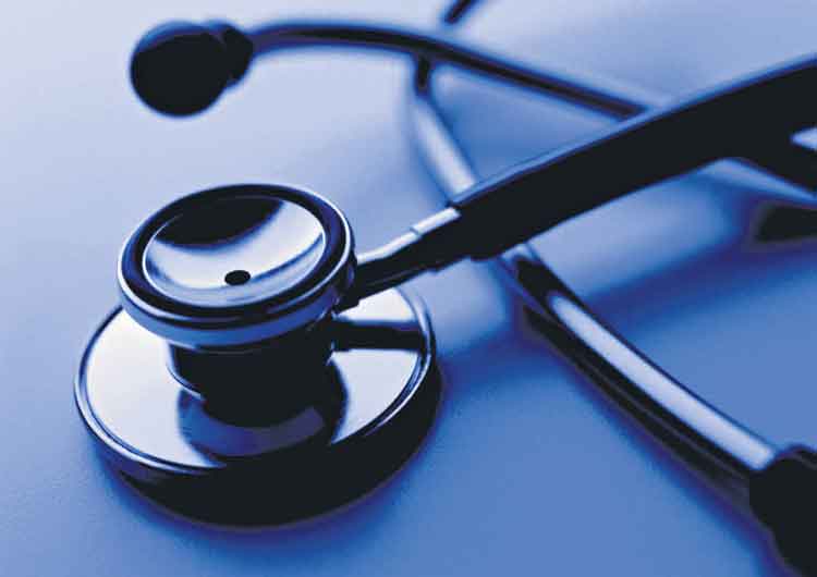 ఎంబీబీఎస్‌ పదేండ్లు దాటొద్దు!