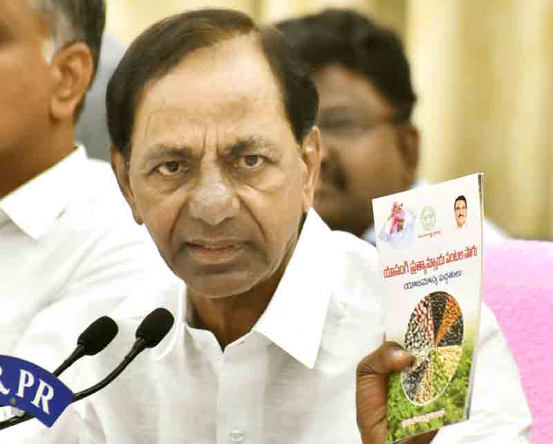 మా వడ్లు కొంటరా.. కొనరా?
