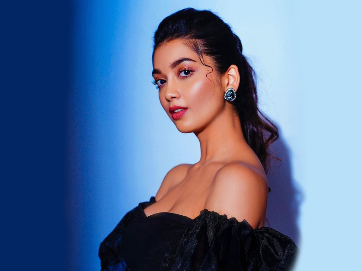 Digangana Suryavanshi | దిగంగన సూర్యవంశి బ్యూటిఫుల్ ఫొటోస్..