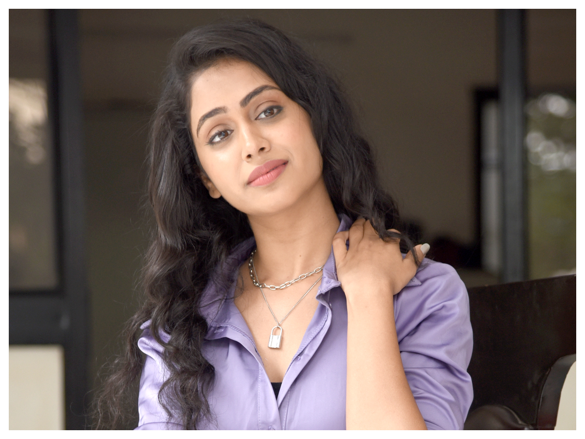 Dipali Sharma | ఊరికి ఉత్తరాన మూవీ ప్రీ రిలీజ్ ఈవెంట్‌లో దీపాలి శర్మ..