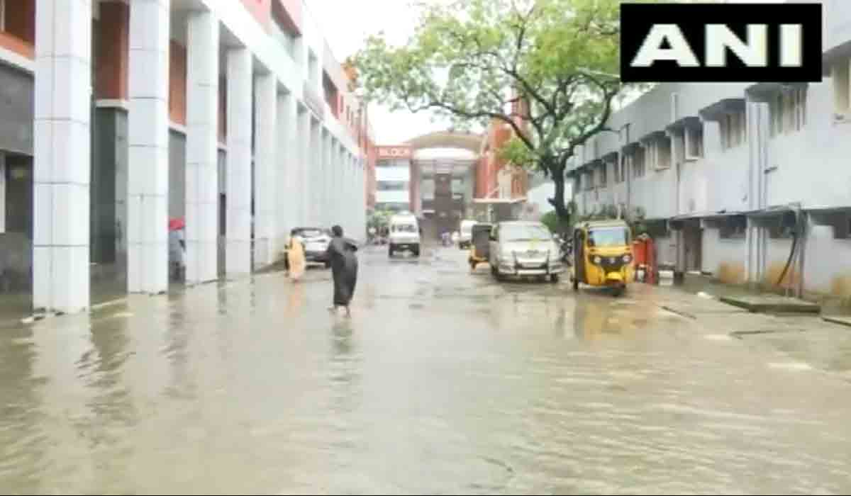 TamilNadu | ఈఎస్ఐ ఆస్ప‌త్రిలోకి భారీగా వ‌ర్ష‌పు నీరు.. వీడియో
