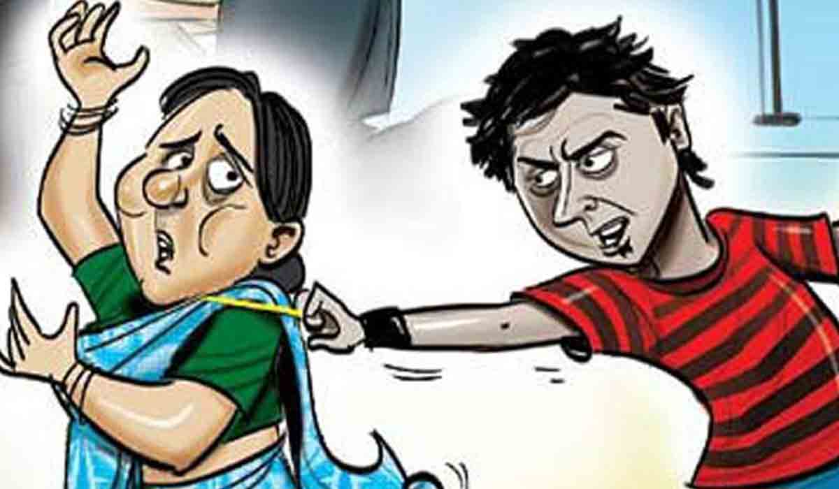 Chain snatching | కాజీపేటలో రెచ్చిపోయిన చైన్ స్నాచర్.. మహిళ మెడలోని బంగారు గొలుసు చోరీ