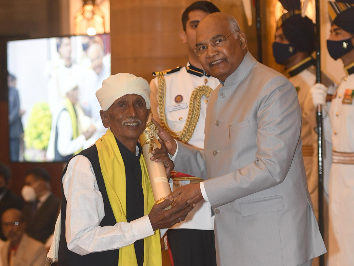 Padma Awards : పద్మశ్రీ అందుకున్న గుస్సాడీ కనకరాజు