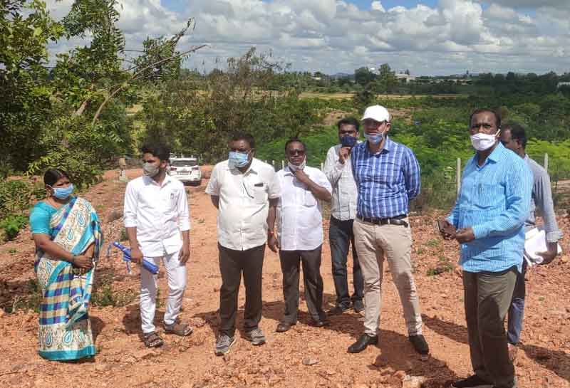 బృహత్‌ ప్రకృతి వనాలను త్వరగా పూర్తి చేయాలి