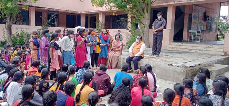 విద్యాప్రమాణాలు పెంచాలి