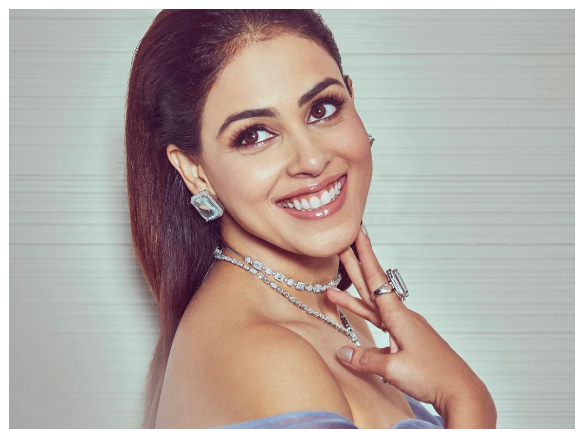 Genelia Deshmukh | జెనీలియా దేశ్‌ముఖ్ స్టన్నింగ్ ఇమేజెస్..