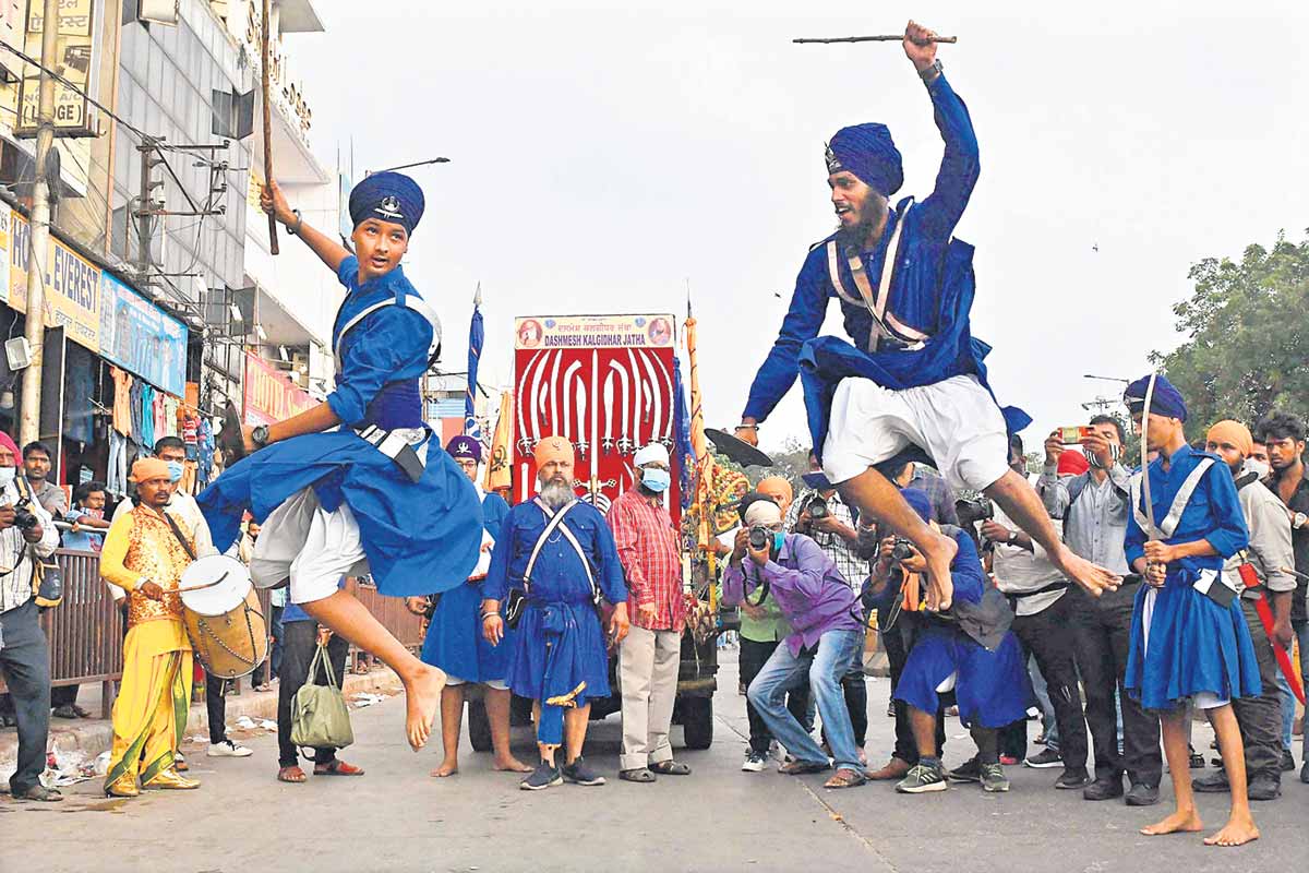 ఘనంగా గురునానక్‌ జయంత్యుత్సవాలు