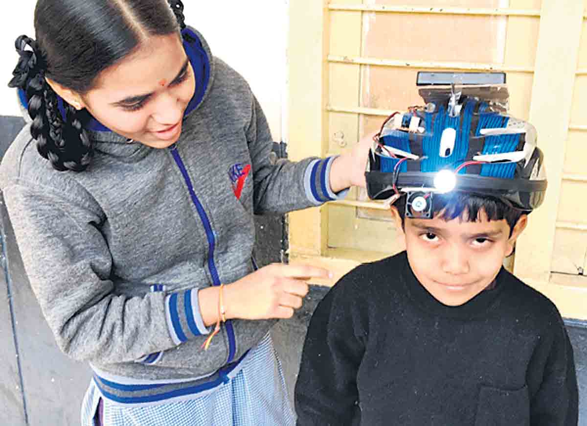 సోలార్‌ హెల్మెట్‌.. కూల్‌ కూల్‌