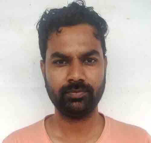 ఉద్యోగం ఇప్పిస్తానని..అడ్వాన్సు దండుకొని..