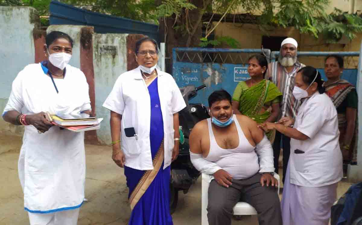 అప్రమత్తంగా ఉండాలి