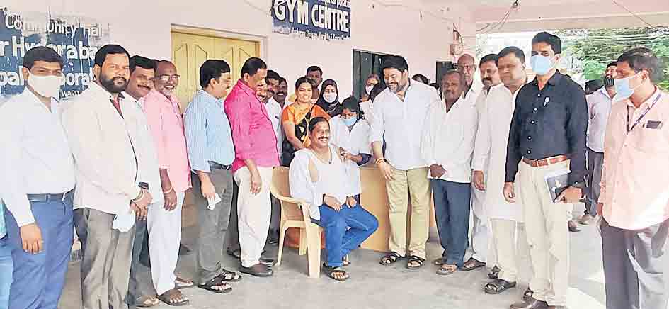 కరోనాను తరిమికొడదాం..