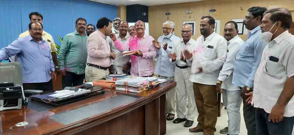 పెంచిన వేతనాలు..నవంబరు నుంచే!!