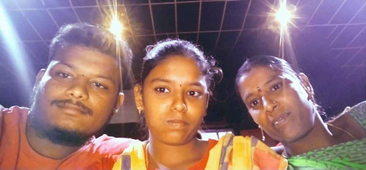 నడిరోడ్డుపై కాటేసిన మృత్యువు