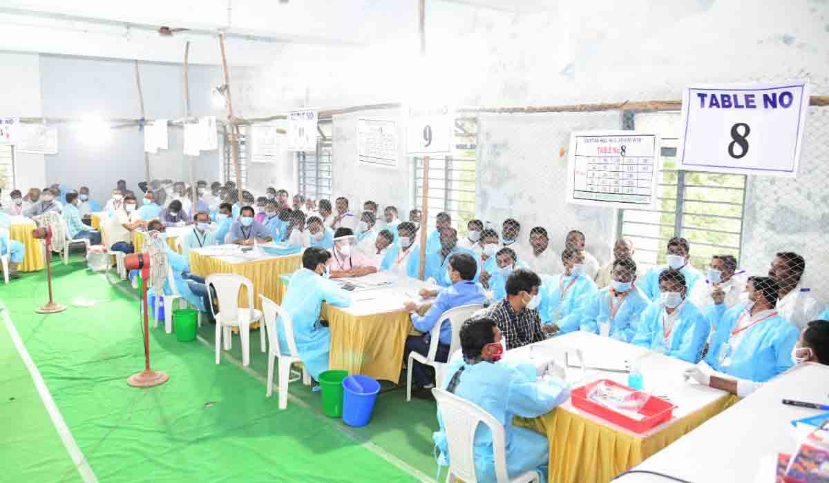 Huzurabad | తొలి రౌండ్‌లో రోటీ మేక‌ర్ గుర్తుకు 122 ఓట్లు..