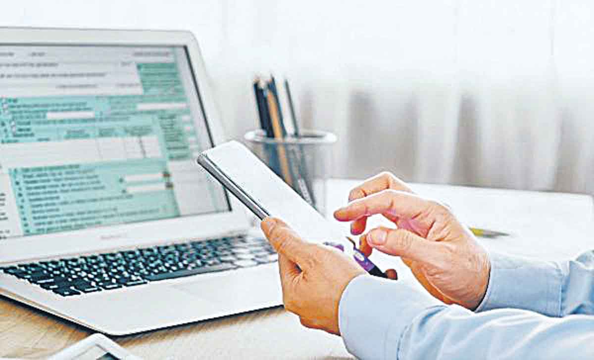 రియల్‌ జోరు.. రాబడి హోరు నెలకు 1000 కోట్లు