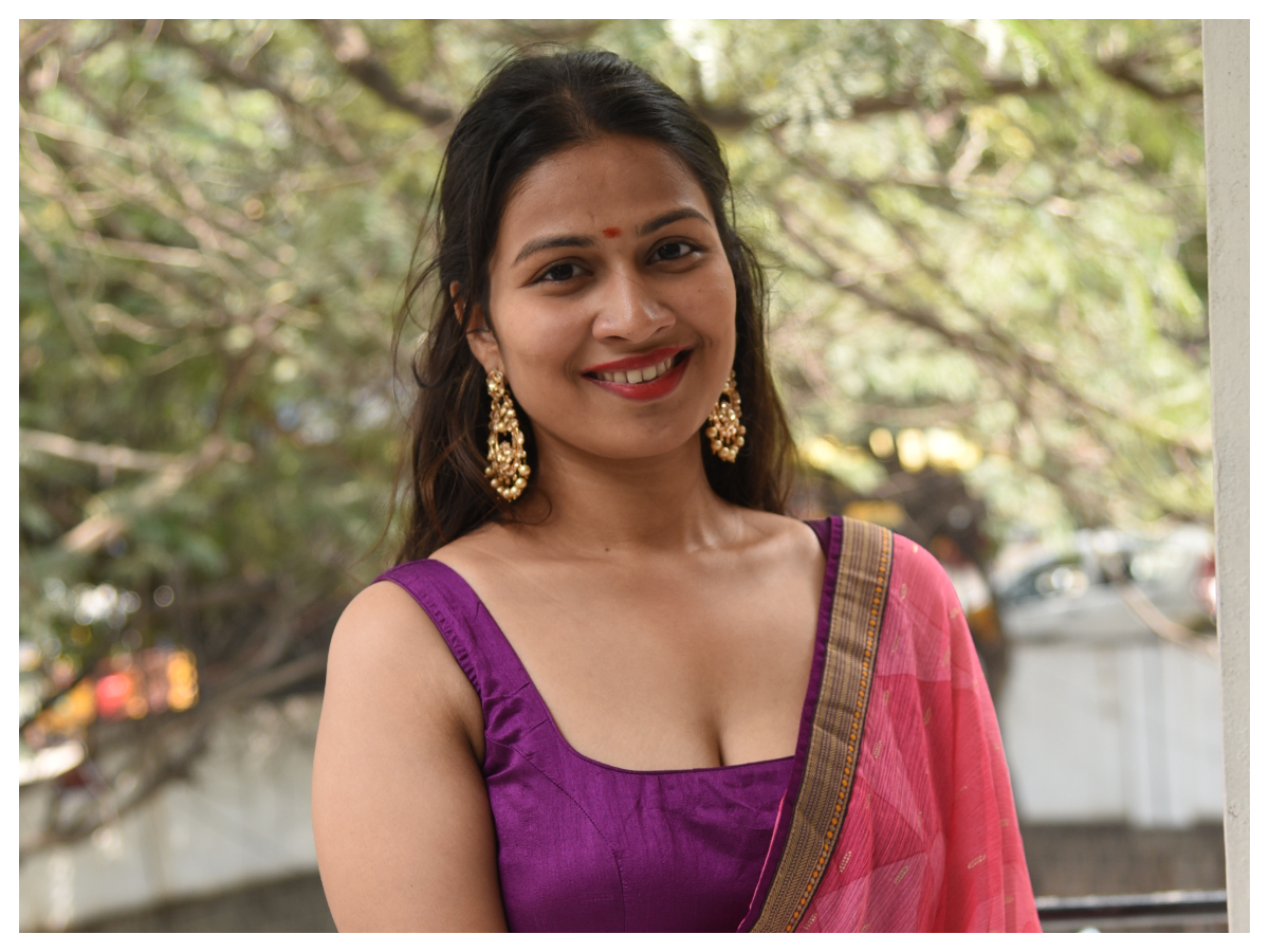 Actress Inaya Sultana | ఇనయా సుల్తానా లేటెస్ట్ పిక్స్…