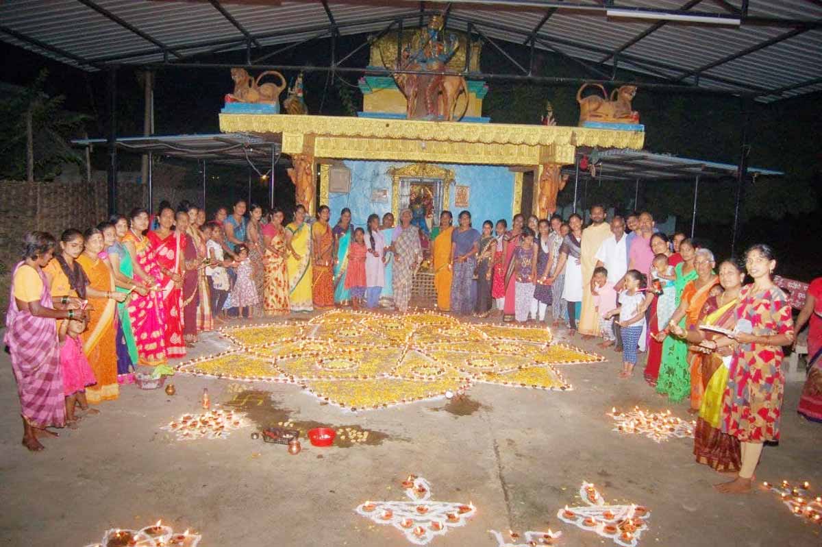 పవిత్రం.. కార్తీకం