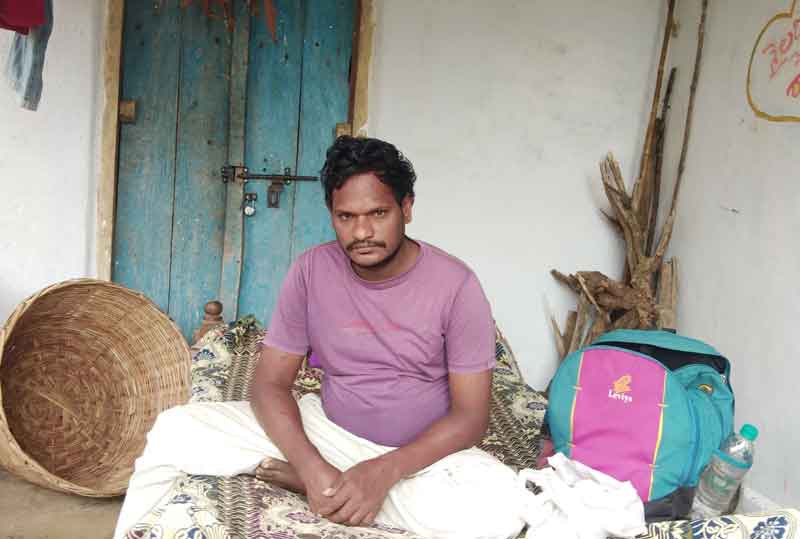 పేద కుటుంబానికి పెద్ద కష్టం