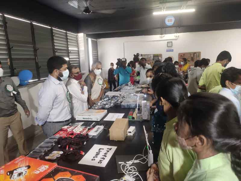 దేశ నిర్మాణంలో ప్రయోగశాలలే కీలకం