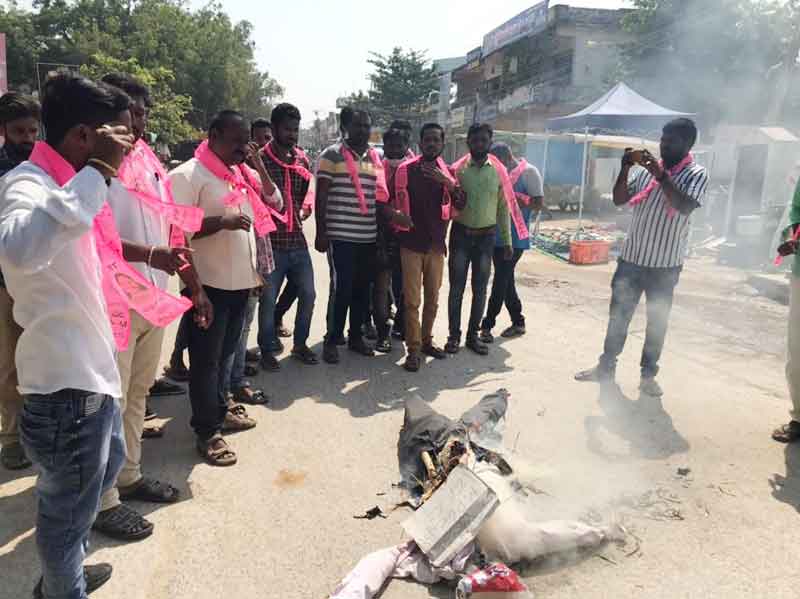 ఎంపీ అర్వింద్‌పై నిరసనల వెల్లువ