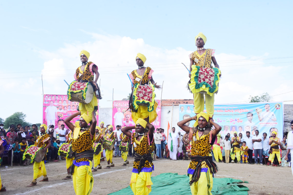 ఒగ్గుడోలుకు తరగని ఆదరణ