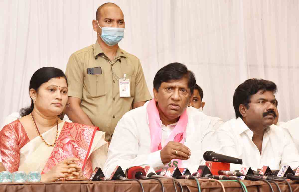 కేంద్రం దిగొచ్చింది