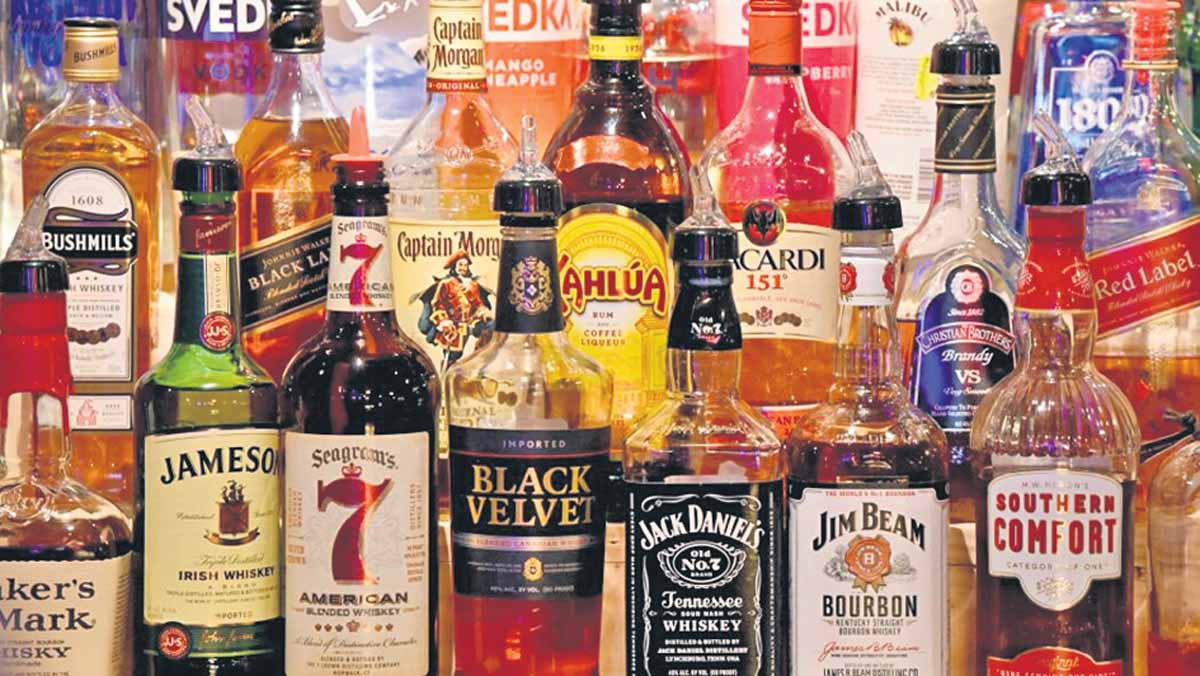 జిల్లా కమిటీల ఆధ్వర్యంలో వైన్స్‌ లాటరీ