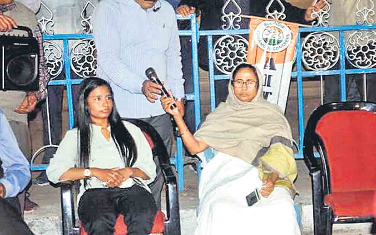 కేంద్రం మిథ్యేనా..?