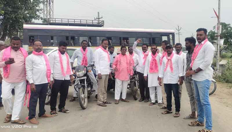 రైతులను ఇబ్బంది పెట్టొద్దు