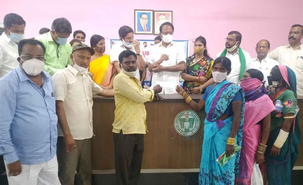 పేదల  పెండ్లికి కొండంత అండ