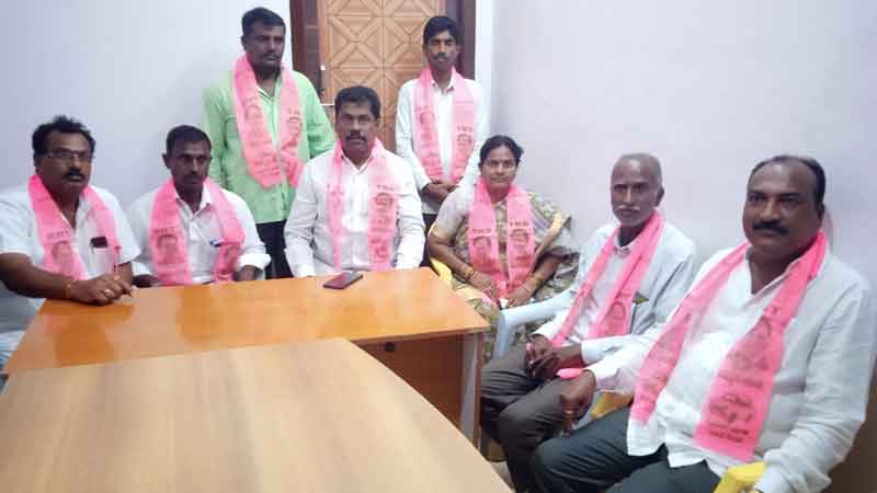 నల్లచట్టాల రద్దు రైతుల విజయం