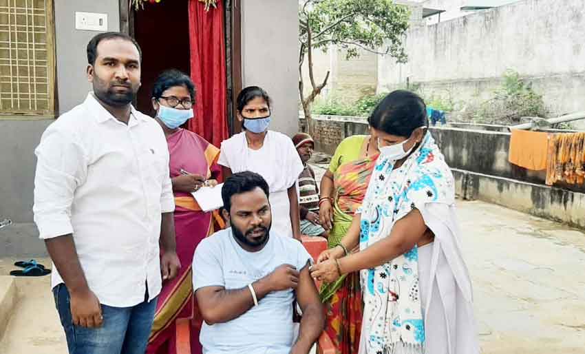 కొనసాగుతున్న వ్యాక్సినేషన్‌