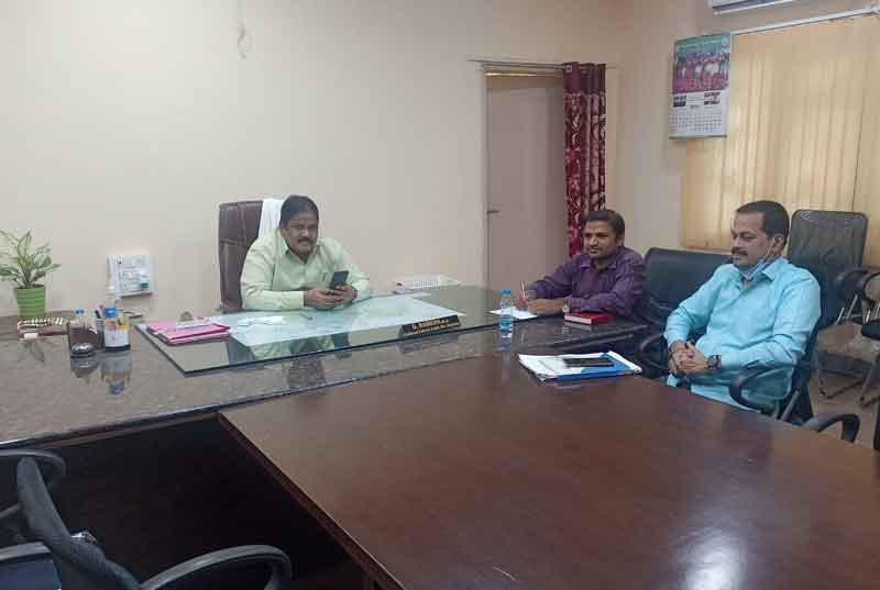 రైతులకు ఇబ్బందులు కలిగించొద్దు